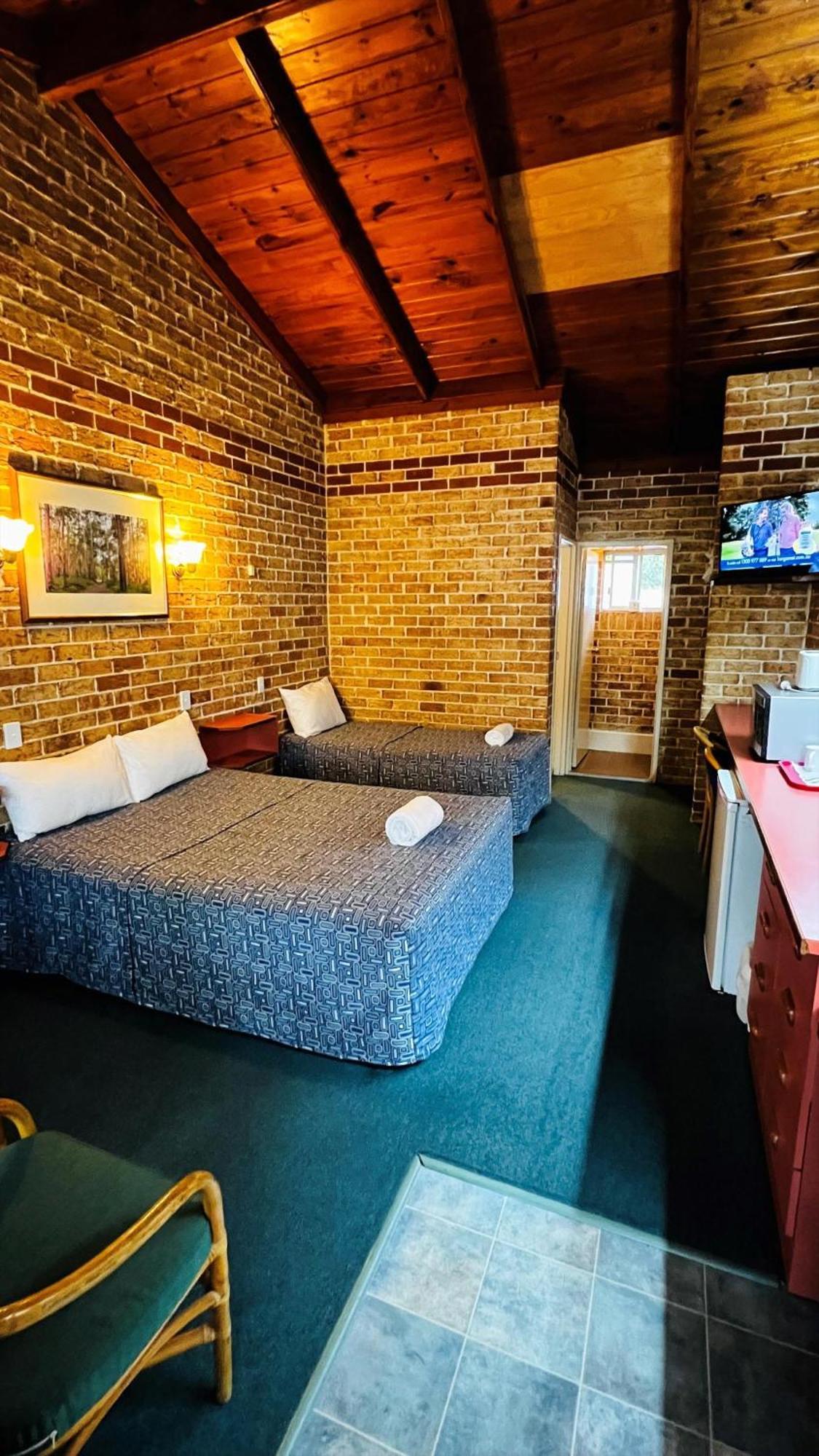 Beenleigh Village Motel Екстер'єр фото